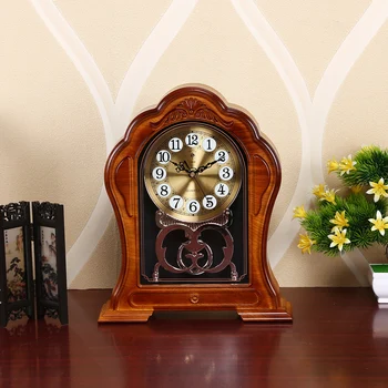 Imitação de Madeira maciça Relógio Criativo Sala de estar de Casa Desktop Clock Quarto Silencioso Assento Personalizado, Relógio de Mesa Decoração